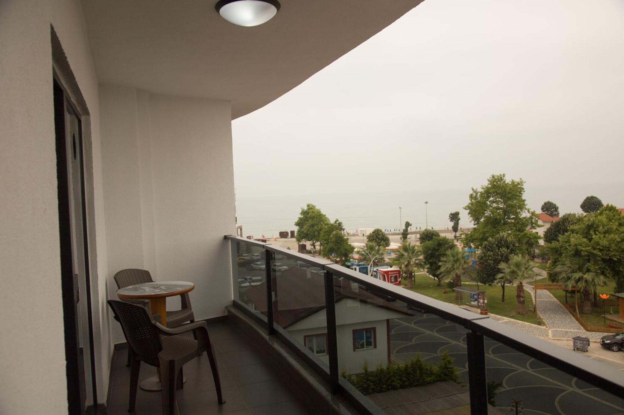 Ceneviz Suit Hotel 악차코자 외부 사진